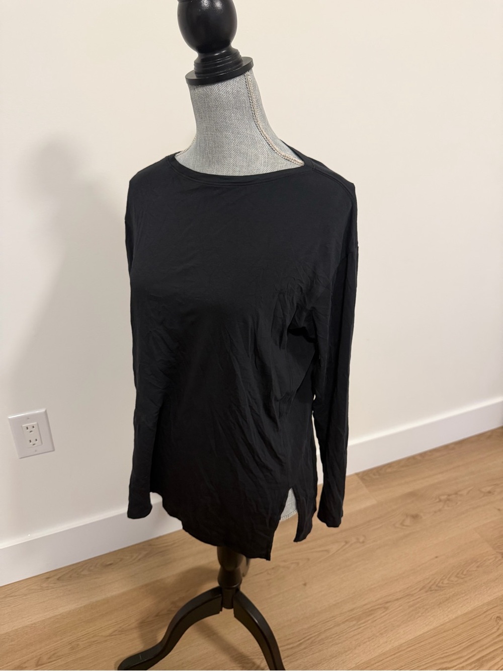 Lululemon back in action long sleeve